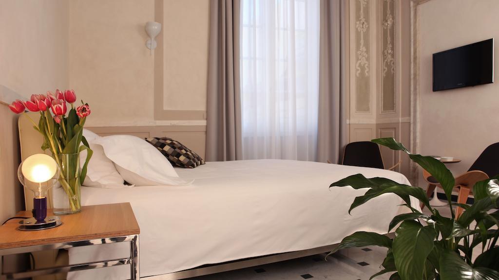 Hotel Le Nuvole Residenza D'Epoca Genova Rom bilde